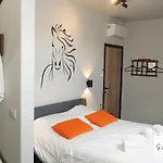 住宿加早餐酒店 Sensup A 5min De Pairi Daiza
