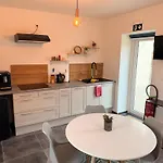 Sensup A 5min De Pairi Daiza 住宿加早餐酒店 布吕热莱特