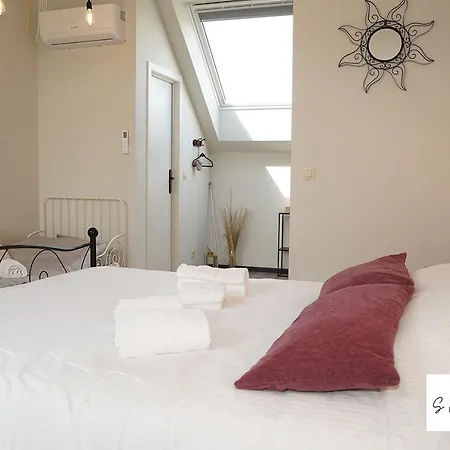 Sensup A 5min De Pairi Daiza 3* Brugelette