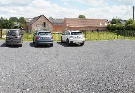 Oda ve Kahvaltı Sensup A 5min De Pairi Daiza Brugelette