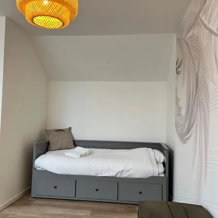 Couette-café Sensup à 5min De Pairi Daiza 3*