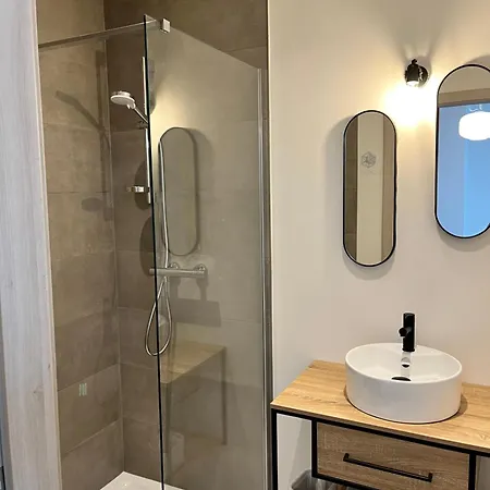 Oda ve Kahvaltı Sensup A 5min De Pairi Daiza