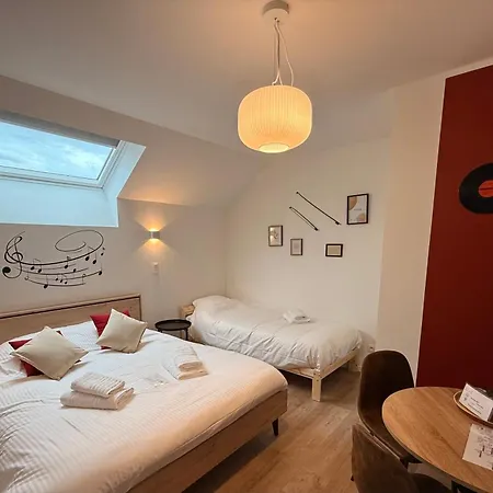 Sensup A 5min De Pairi Daiza Brugelette