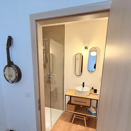 Sensup A 5min De Pairi Daiza Brugelette